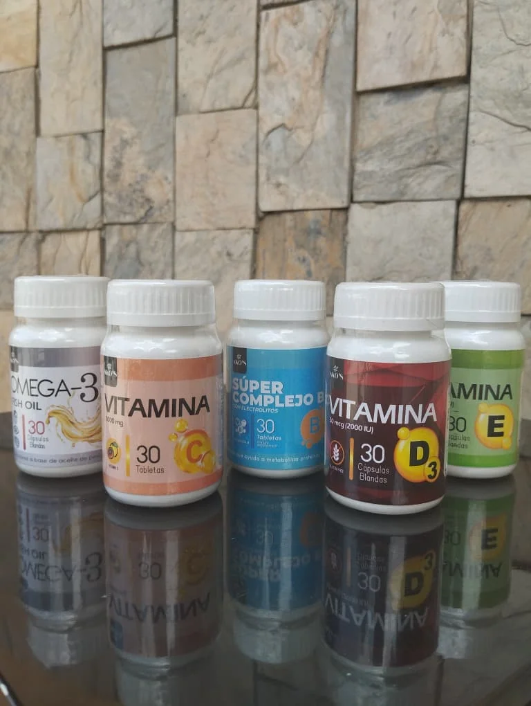Fotografía original de varios productos AKO’S